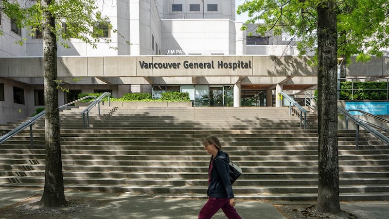 B.C. nurses to begin ‘targeted job action’ after strike deadline passes