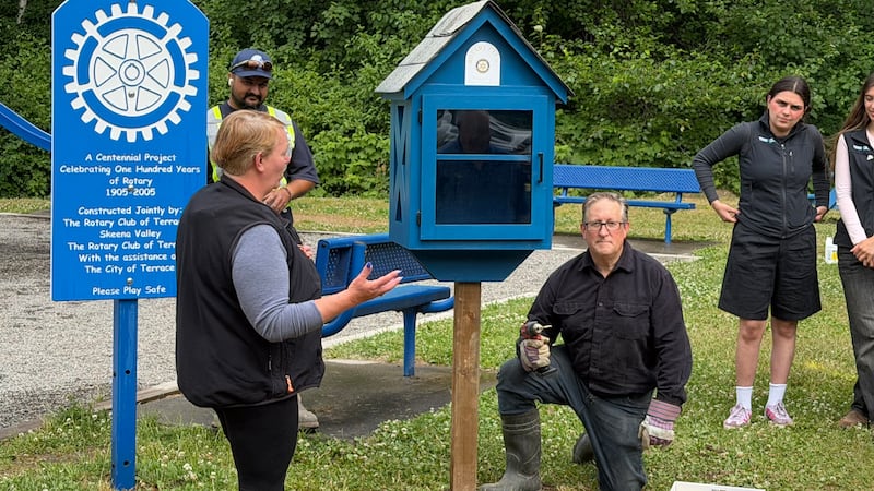 Mini Library installed by Ferry Island Playground