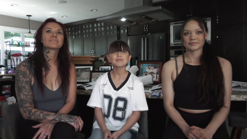 First Nations mother goes to great lengths to fundraise for her daughters’ figure skating expenses