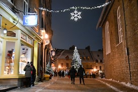 What’s open and closed on Christmas, Boxing Day and New Year’s in Canada 