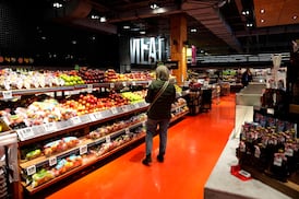 Canadians skipping bills to afford groceries: Nanos 