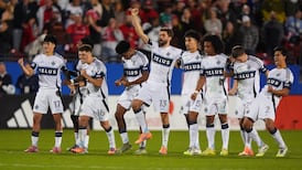 Vancouver Whitecaps sweep FC Dallas with dramatic playoff win 