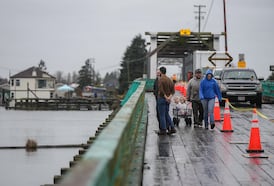 Boil water advisory ends for B.C. island but bridge closing to pedestrians