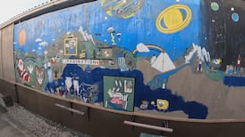 ‘Enjoy every minute that you’re alive’: B.C. man with terminal illness paints large mural to inspire positivity