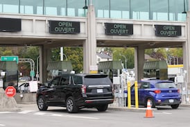 Travel between the U.S. and Canada down: StatCan