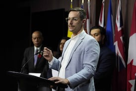 Unions condemn federal government’s plans to change collective bargaining rules