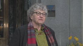 Veteran city hall reporter Frances Bula running for Vancouver council 