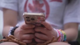 Why some Canadian parents oppose Australia-style social media ban