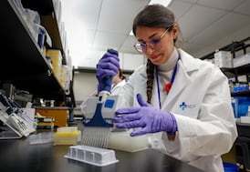 Canadian medical labs face staff shortages, funding needed for training students: association